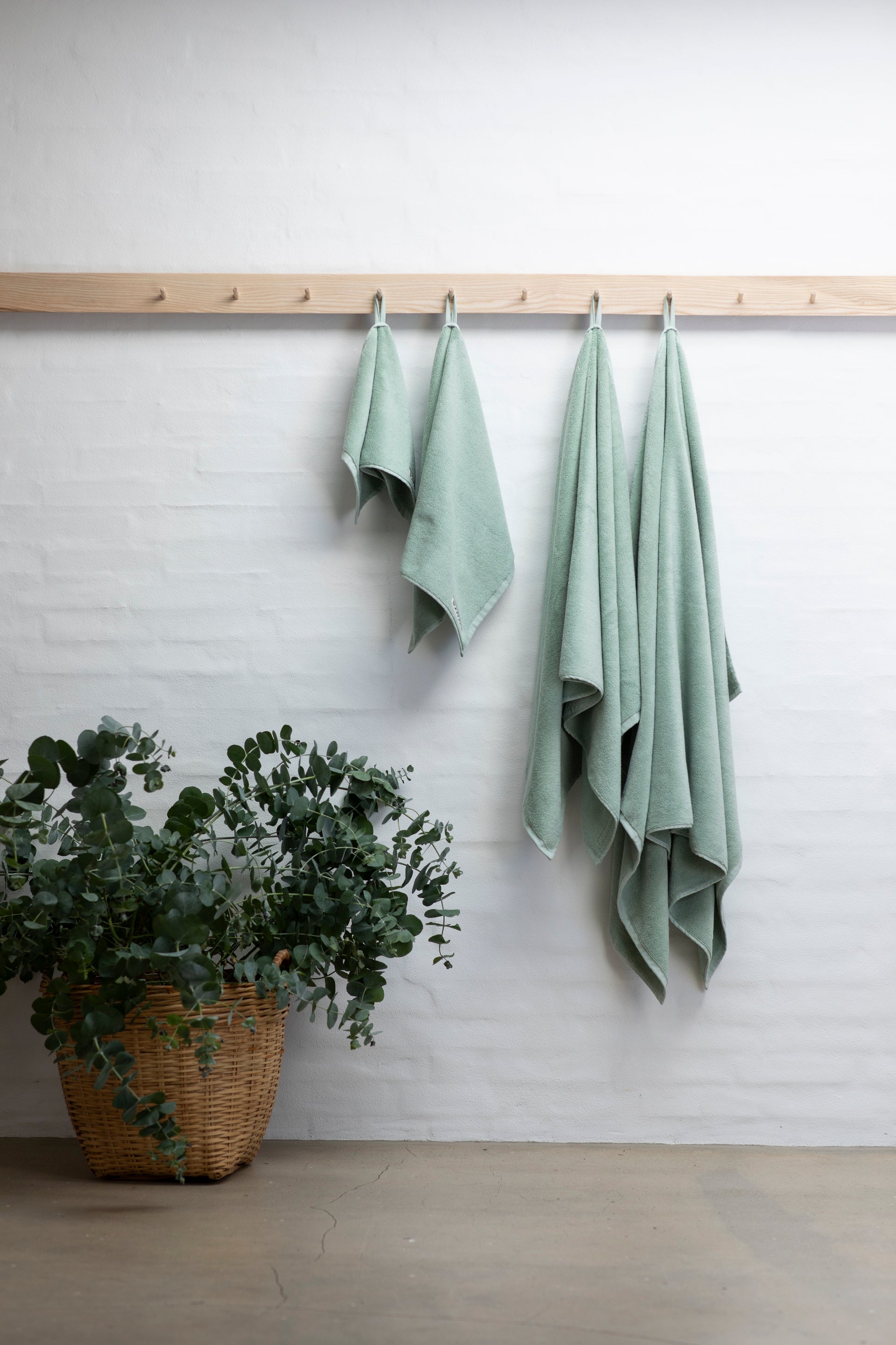 Naram Bath Towel, Silver Sage