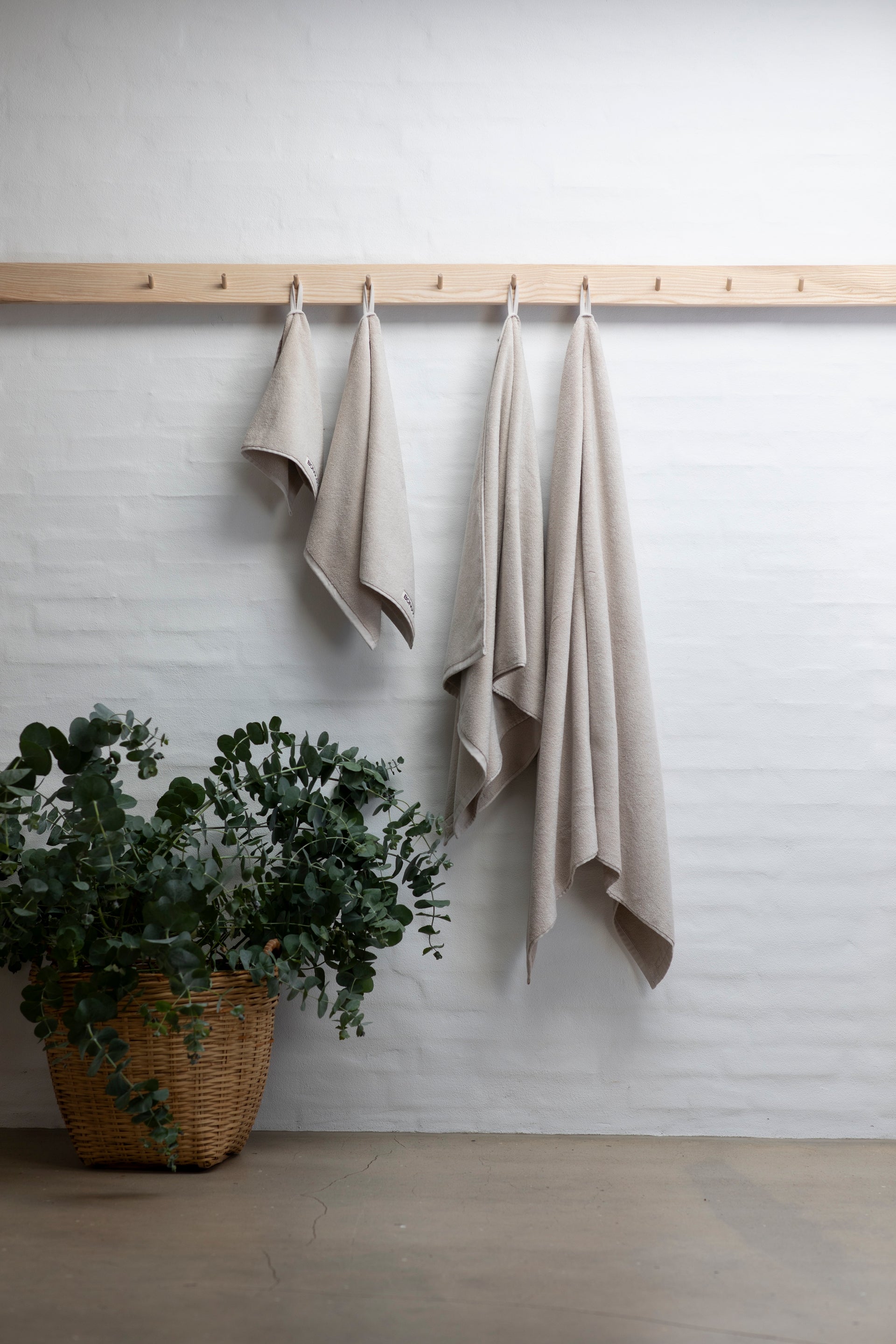 Naram Bath Towel, Moonbeam