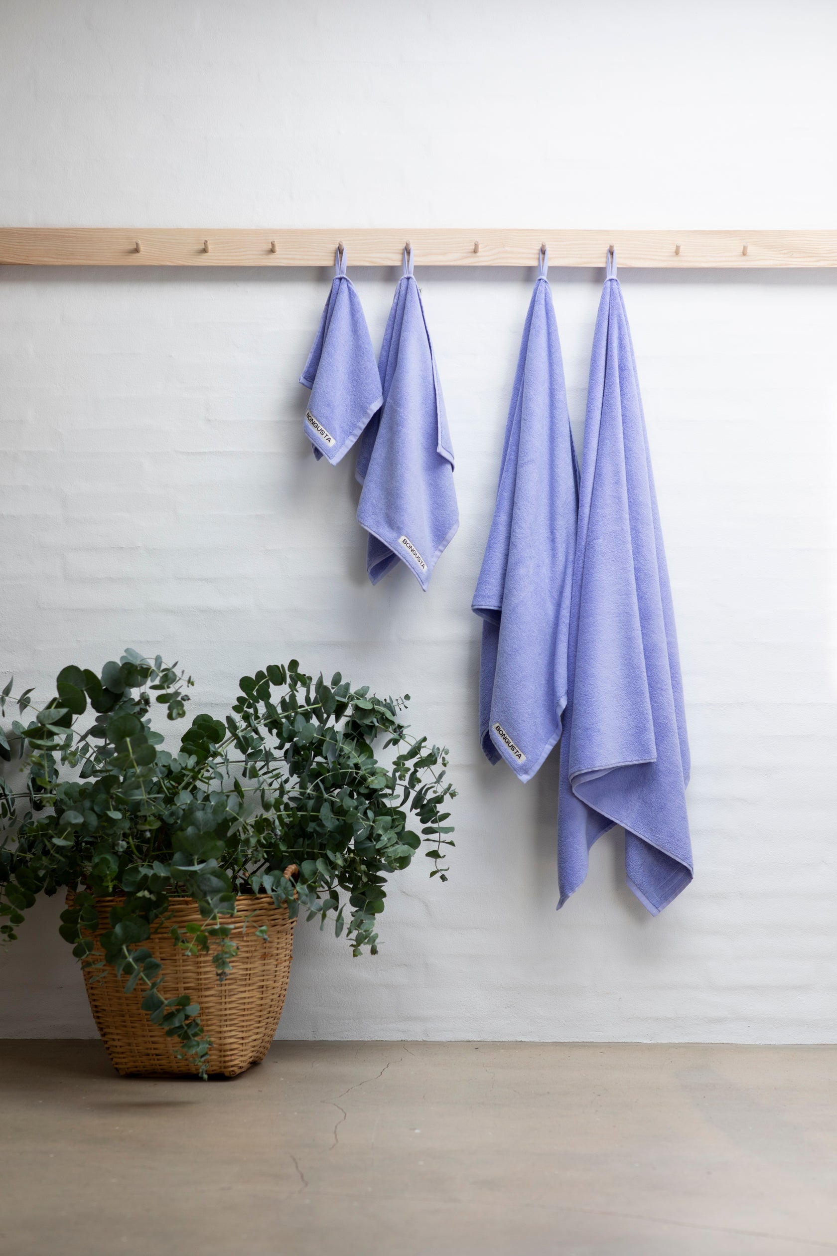 Naram Hand Towel, Lavender/Blue