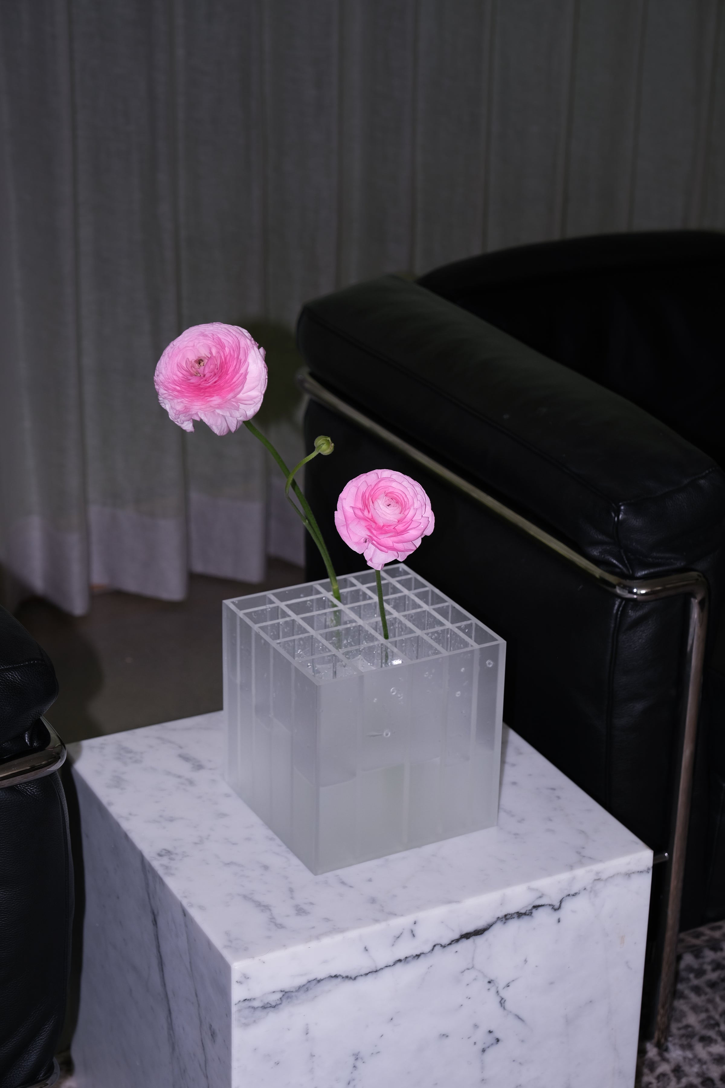 Ro Vase