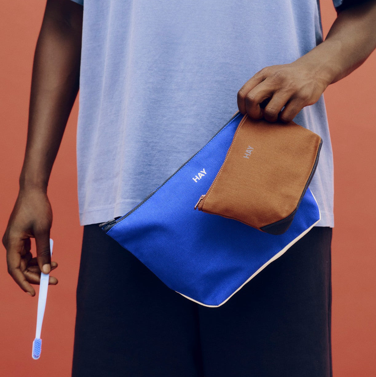 Multi Pouch, Medium, Electric Blue Multi