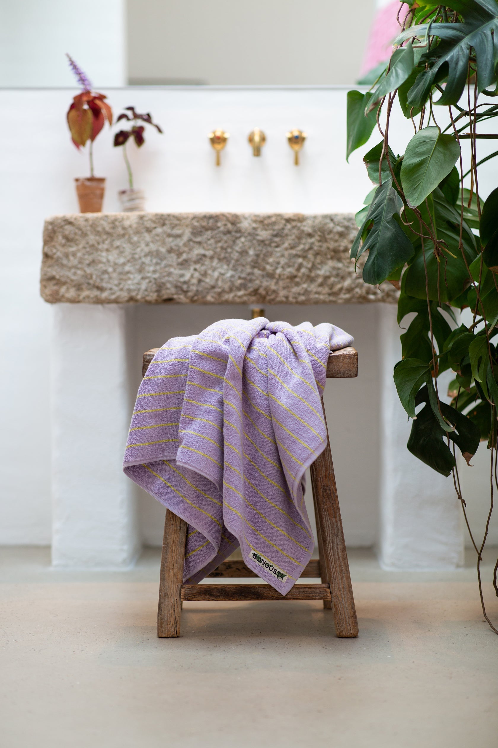 Naram Guest Towel, Lilac/Neon Yellow