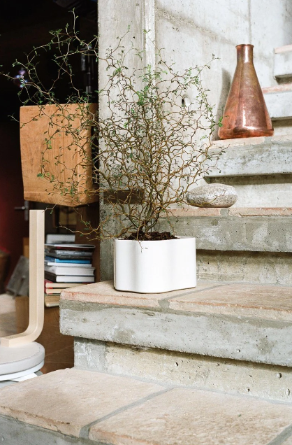 Riihitie Plant Pot, Shape A, Large White