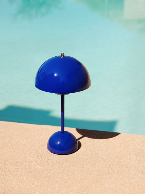 Flowerpot VP9 Portable Table Lamp, Cobalt Blue