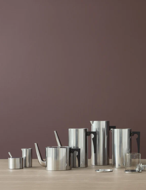 Arne Jacobsen Jug With Icelip, 67.6 oz
