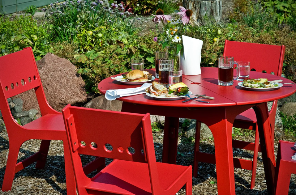 Alfresco Round Table (44 inch), Apple Red