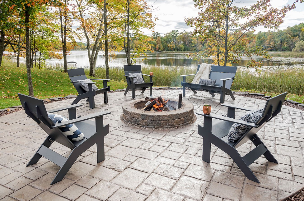 Lollygagger Lounge Chair Tall, Black