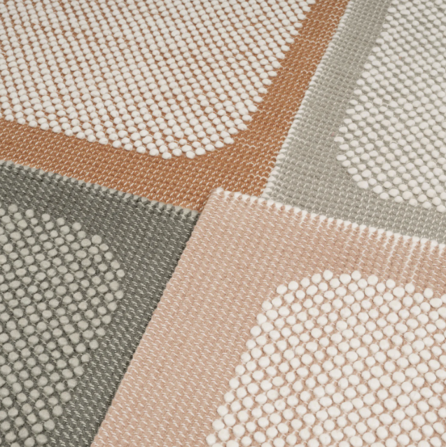 Pebble Rug, Pale Blue 67 X 94"