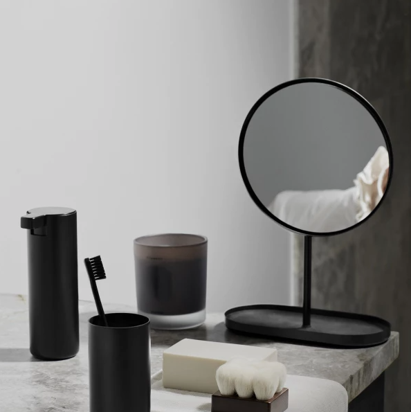 MODO Tumbler, Magnet