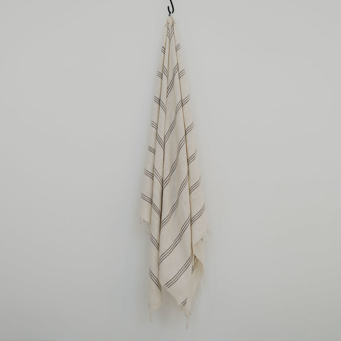 Sera Helsinki Large Towel - Asst.