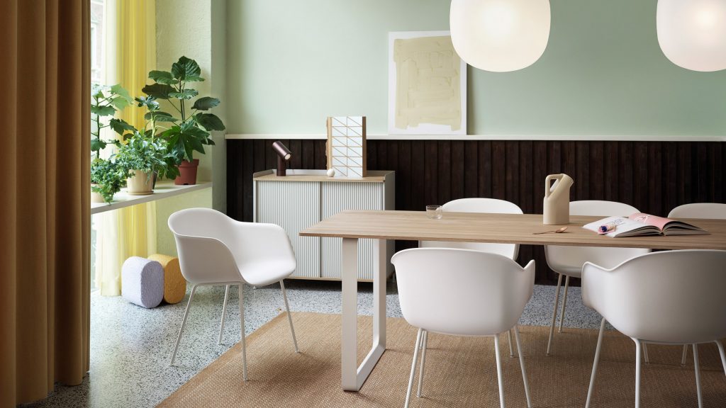 70/70 table, 170 x 85cm, Oak VeneerTop/Plywood/Grey legs