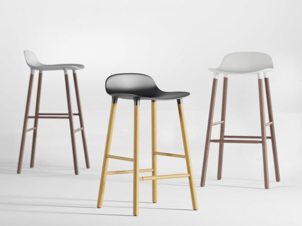 Form Stool 65 cm Black/Chrome