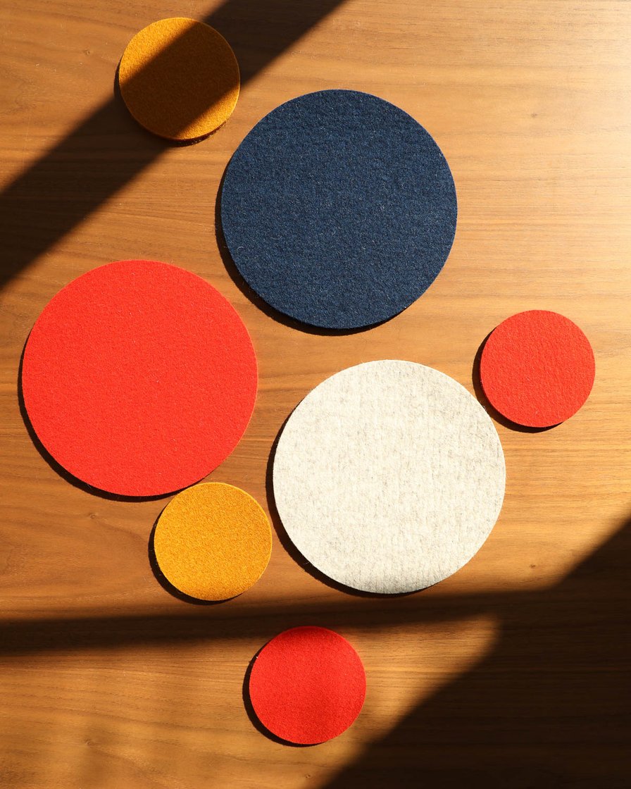 Felt coaster round, 21cm, aqua