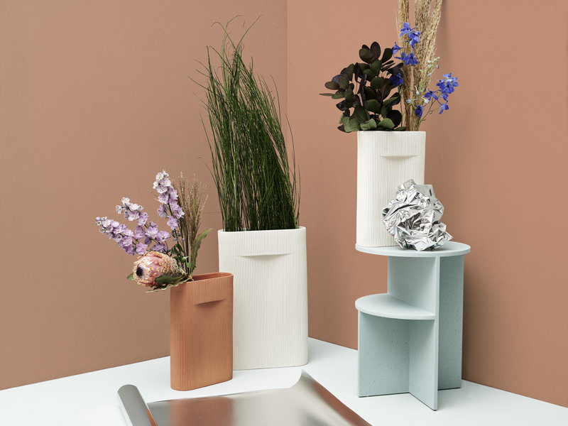 Ridge Vase, Beige, 6.7"