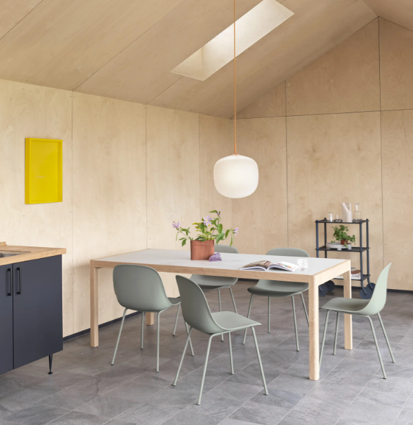 Fiber Side Chair, Ochre Seat/Black Tube base