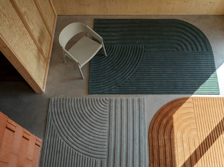 Relevo Rug, Dark Green, 6'5 x 9'8