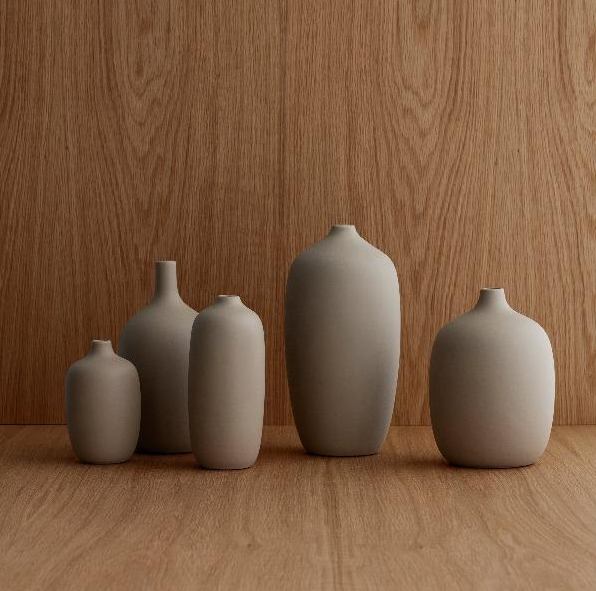 Ceola Vase, 3x7", Satellite