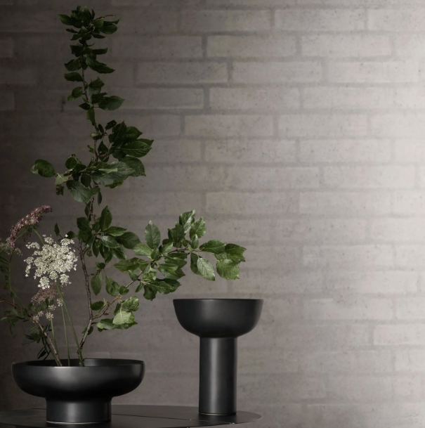 Miyabi Vase Low, Black