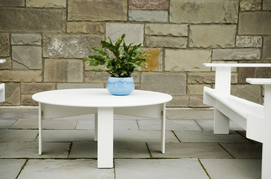 Lollygagger Cocktail Table, Round 30", Charcoal Grey