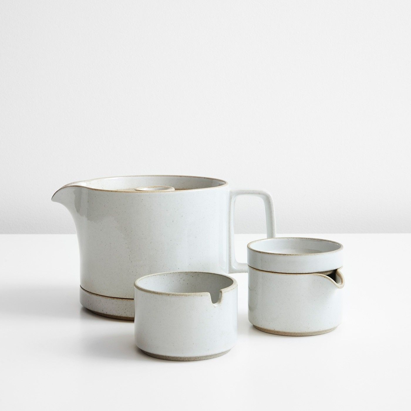 Hasami Creamer Gloss Grey