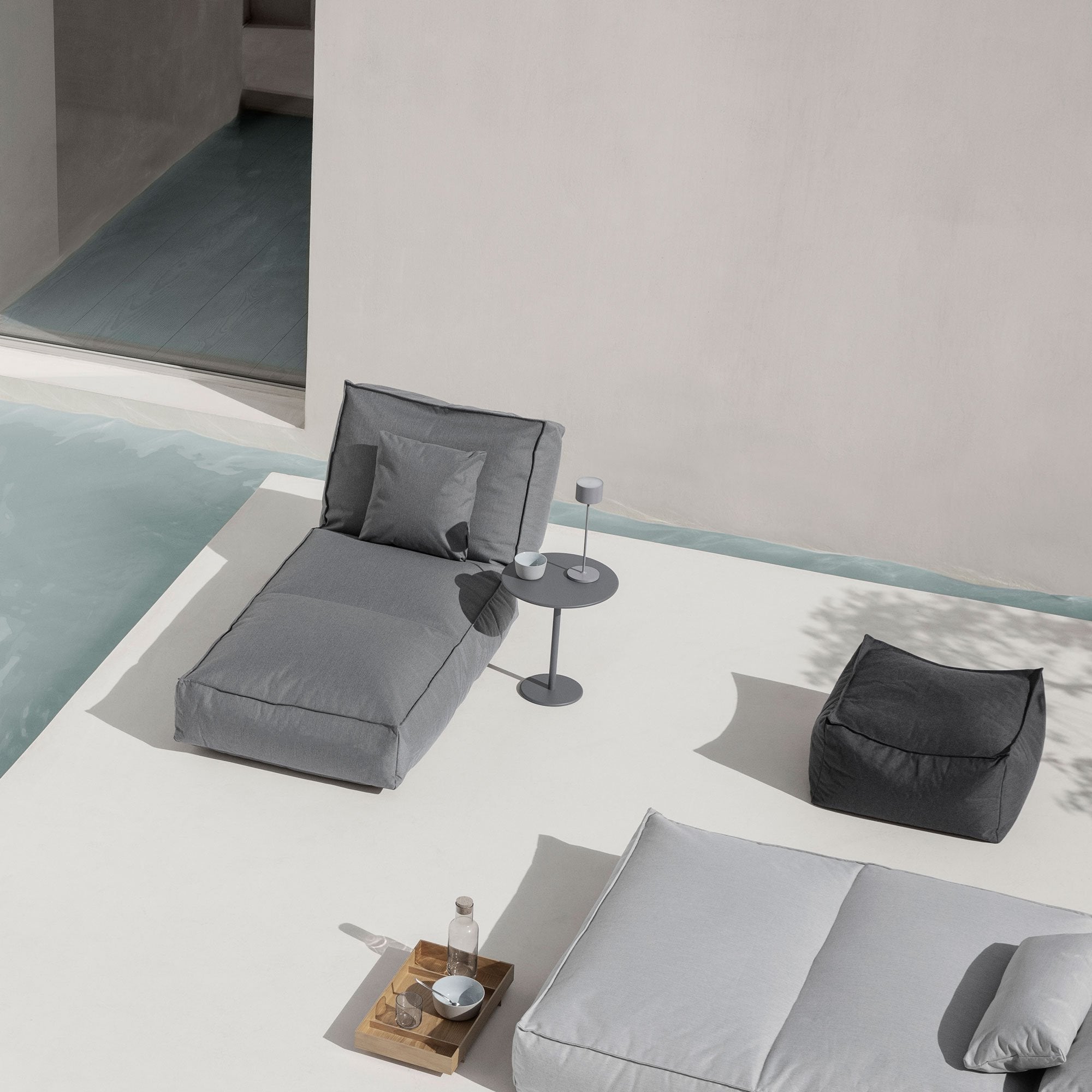 Stay Outdoor table, warm grey