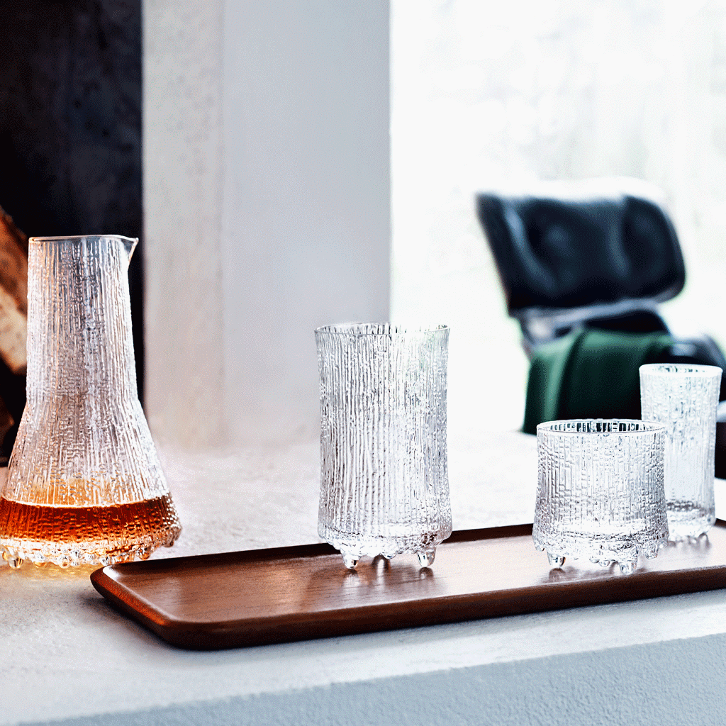 Ultima Thule Pitcher, Clear, Narrow