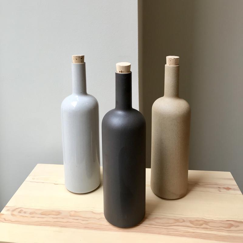 Hasami Porcelain Bottle, Black