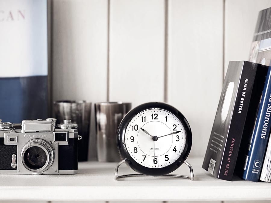 Arne Jacobsen Station Table Alarm Clock Green/White