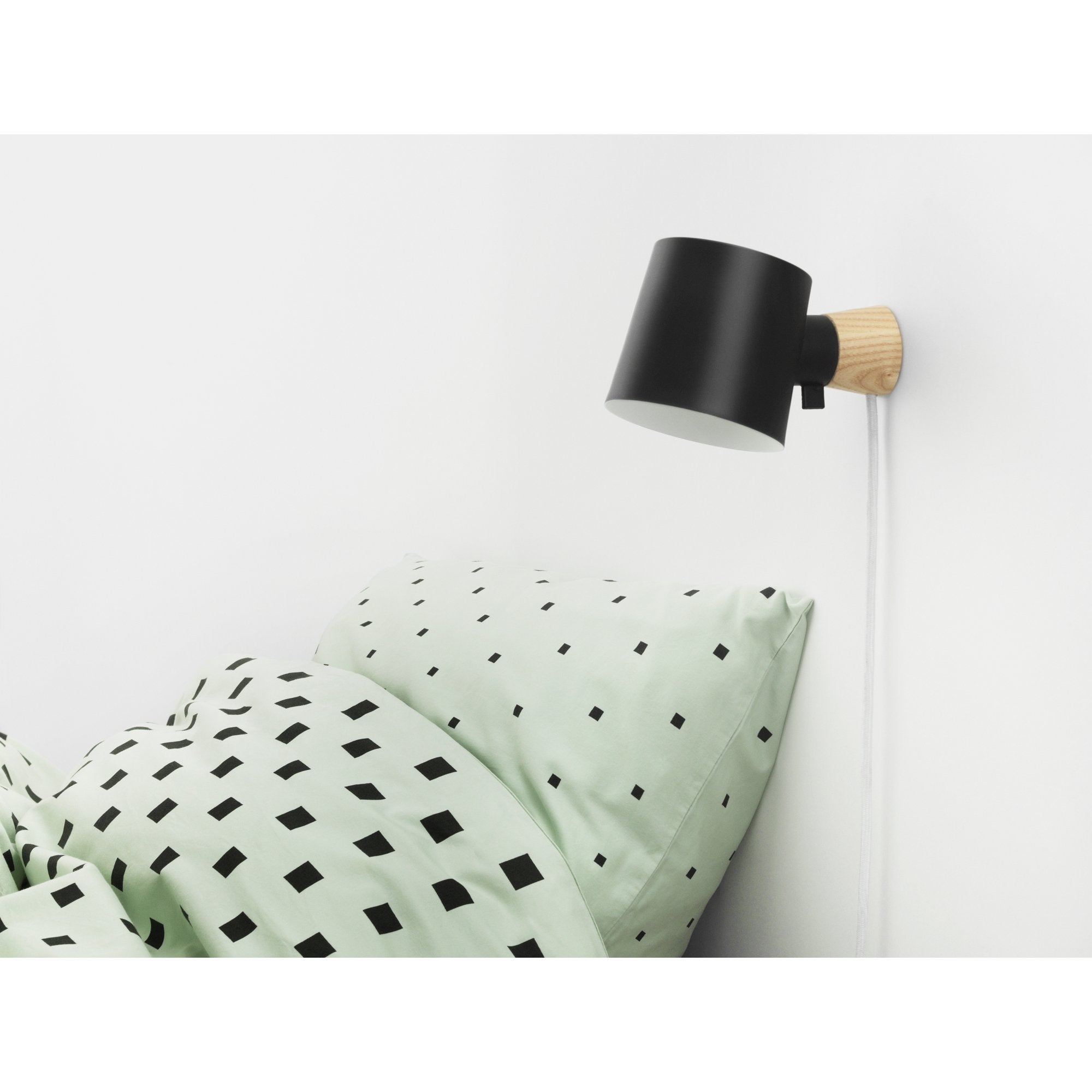 Rise Wall Lamp, Yellow (US version)